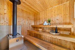  Photo 75