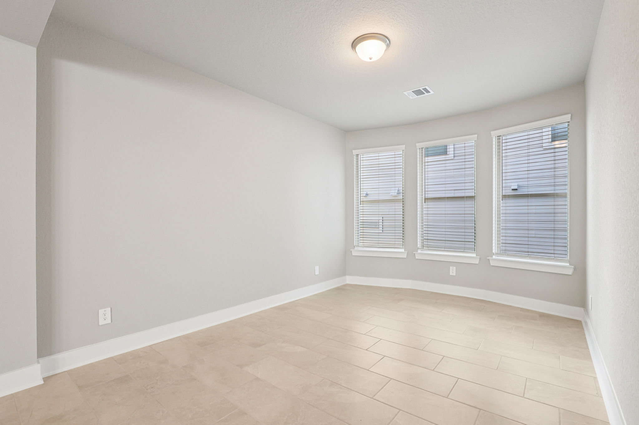 San Antonio East - Legendary Trails - 120 Perciful Ave Schertz TX 78108 - 016