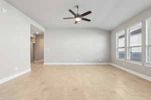 San Antonio East - Legendary Trails - 120 Perciful Ave Schertz TX 78108 - 010