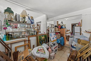  Photo 40