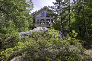  Photo 0