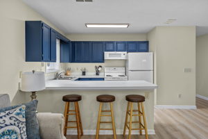 Red Tree Cir, South Carolina 29588, USA Photo 5