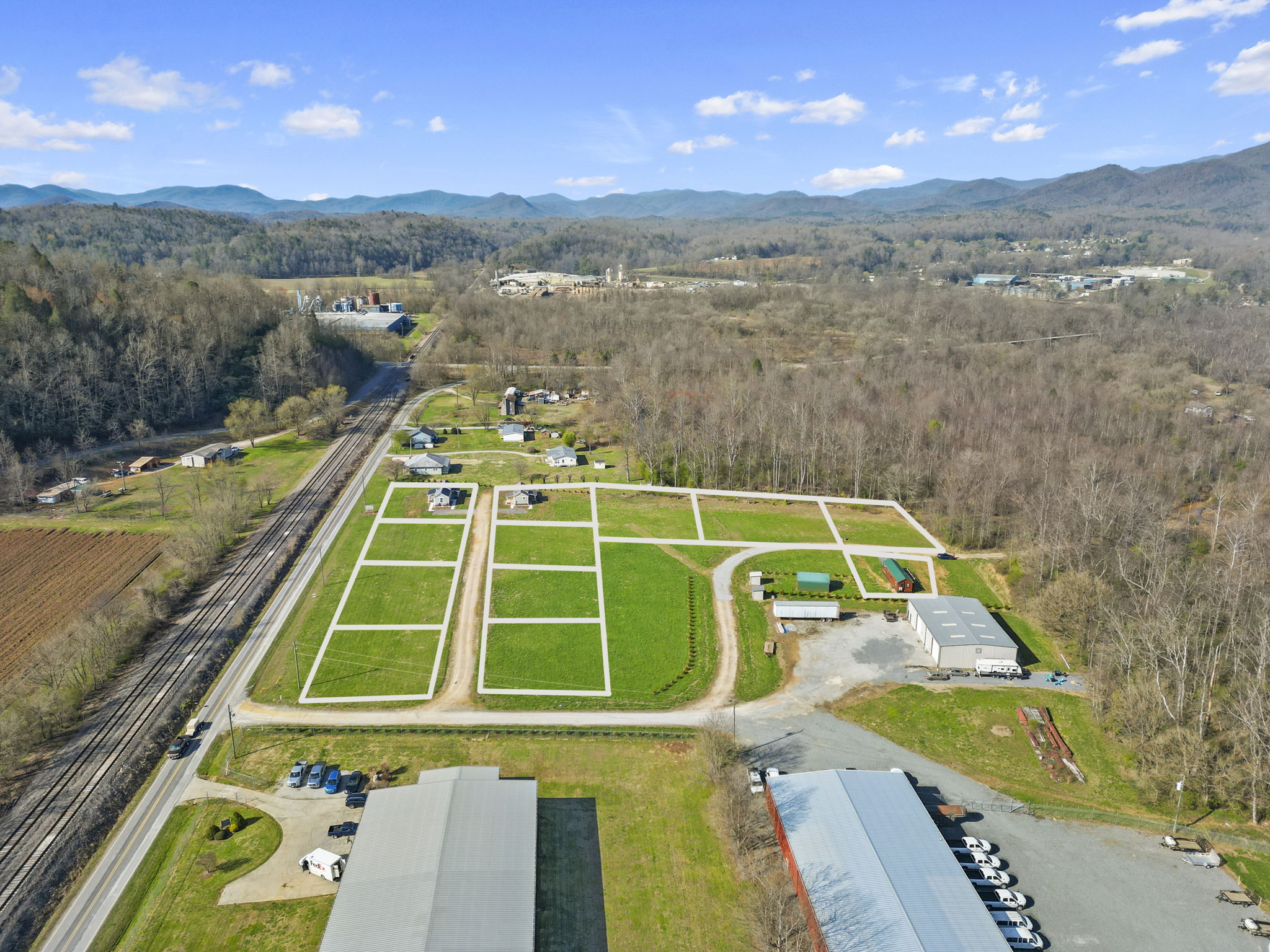 71 River Vlg Dr, Marion, NC 28752, USA Photo 4
