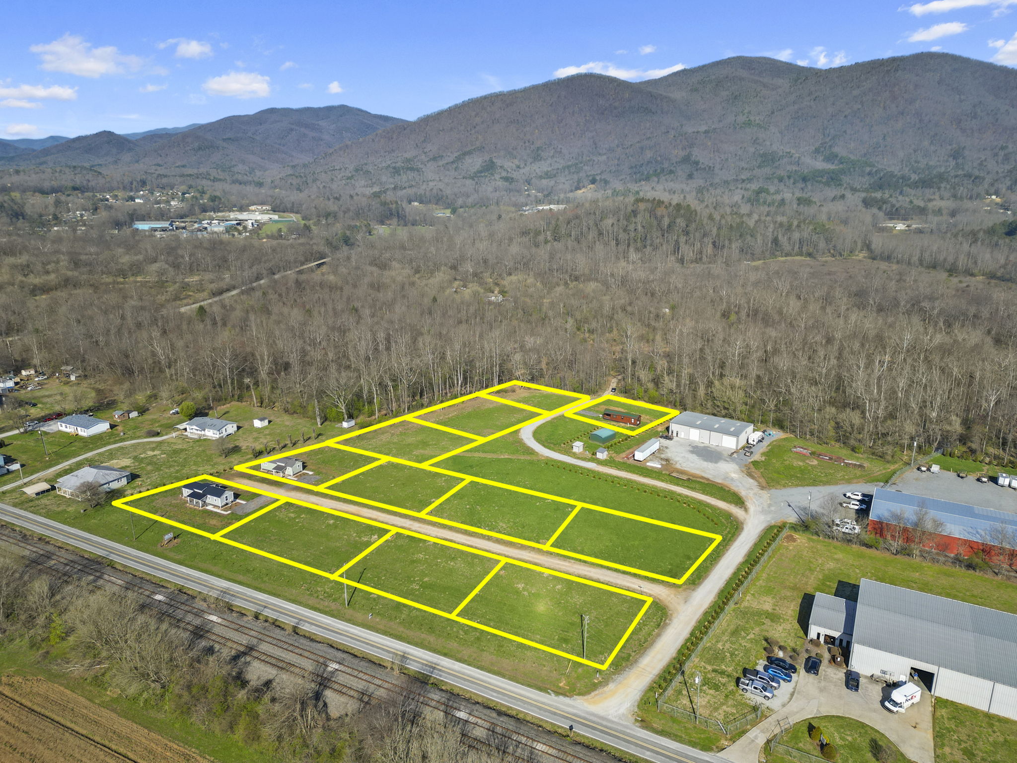 71 River Vlg Dr, Marion, NC 28752, USA Photo 3