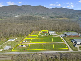 71 River Vlg Dr, Marion, NC 28752, USA Photo 1