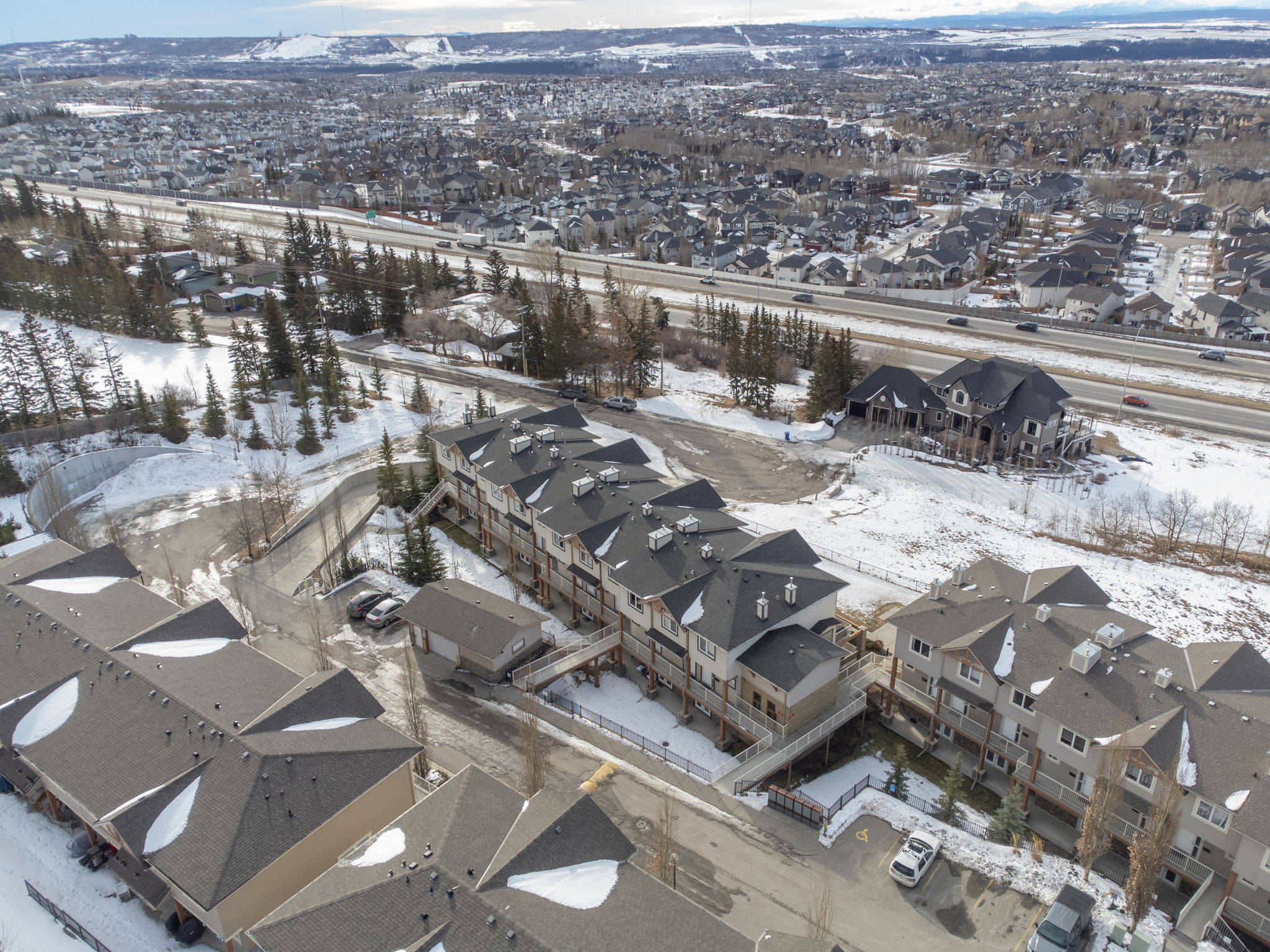 Rockyledge View NW, Calgary, AB T3G, Canada Photo 37