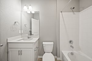  Photo 27