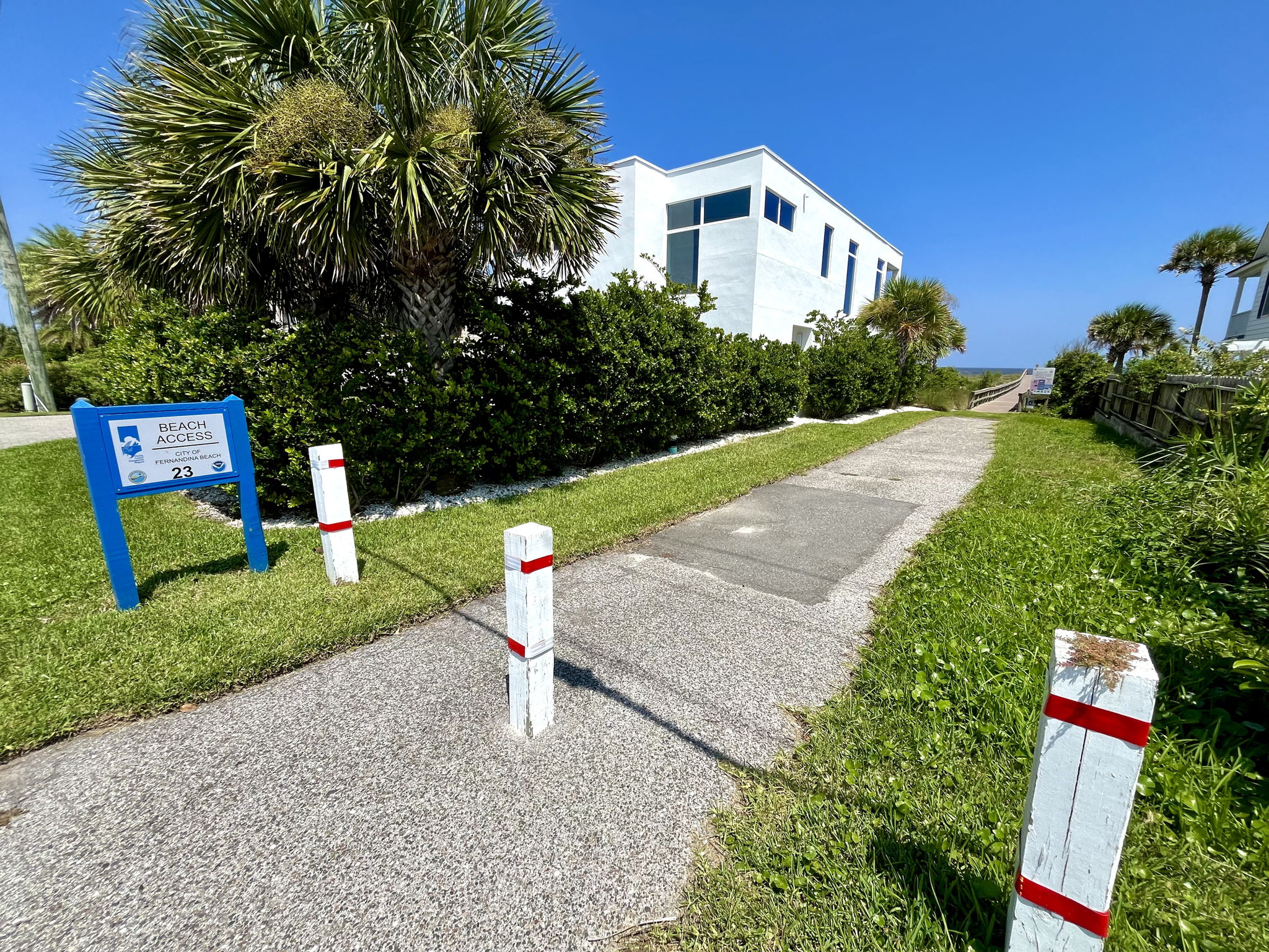 Beach Access 23