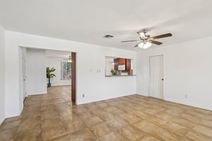 S Lawson Dr-S1308-019.jpg
