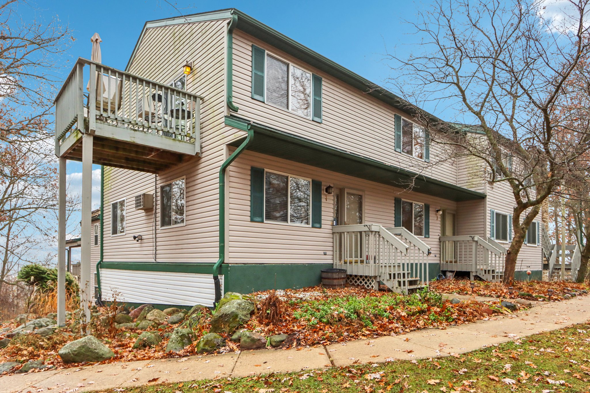 S6185 Bluff Rd-S2111-002.jpg