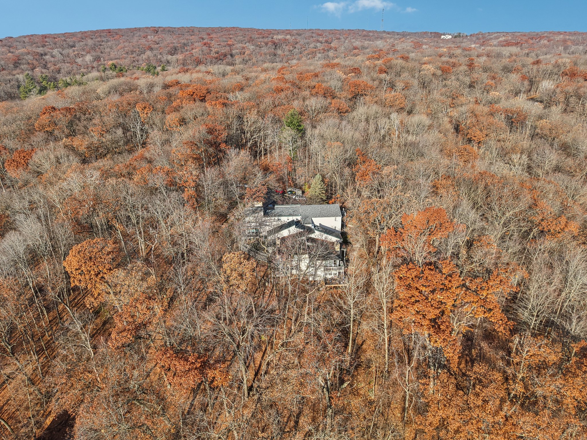 S6185 Bluff Rd-S2211-1-014.jpg