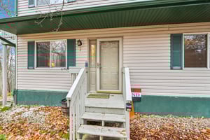 S6185 Bluff Rd-S2111-006.jpg