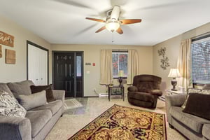 S6185 Bluff Rd-S2111-011.jpg