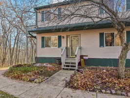 S6185 Bluff Rd-S2211-1-001.jpg