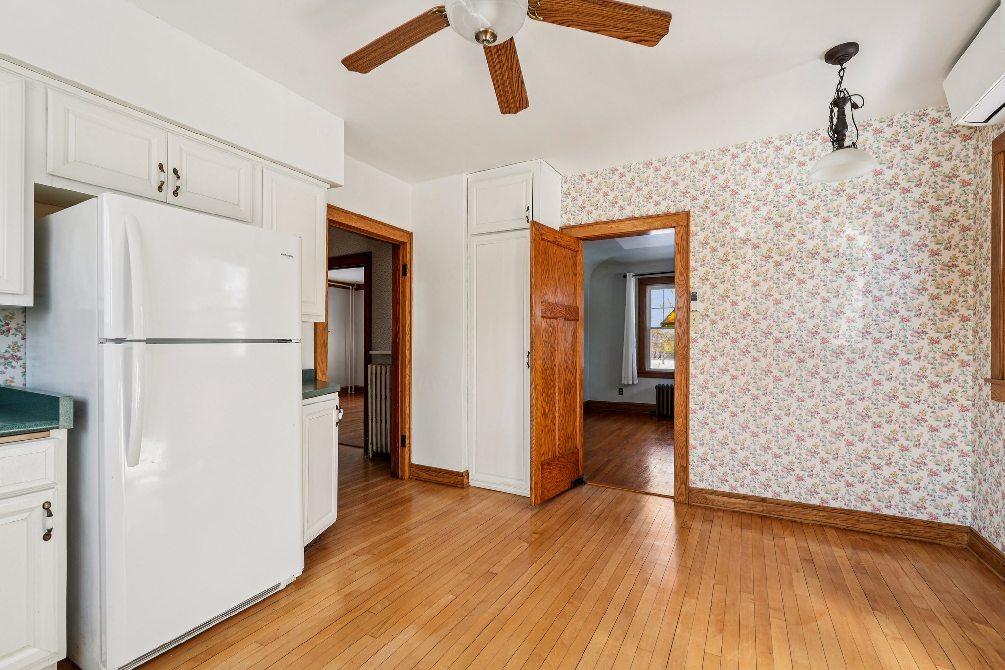 S73W14573 Woods Rd-S2001-014.jpg