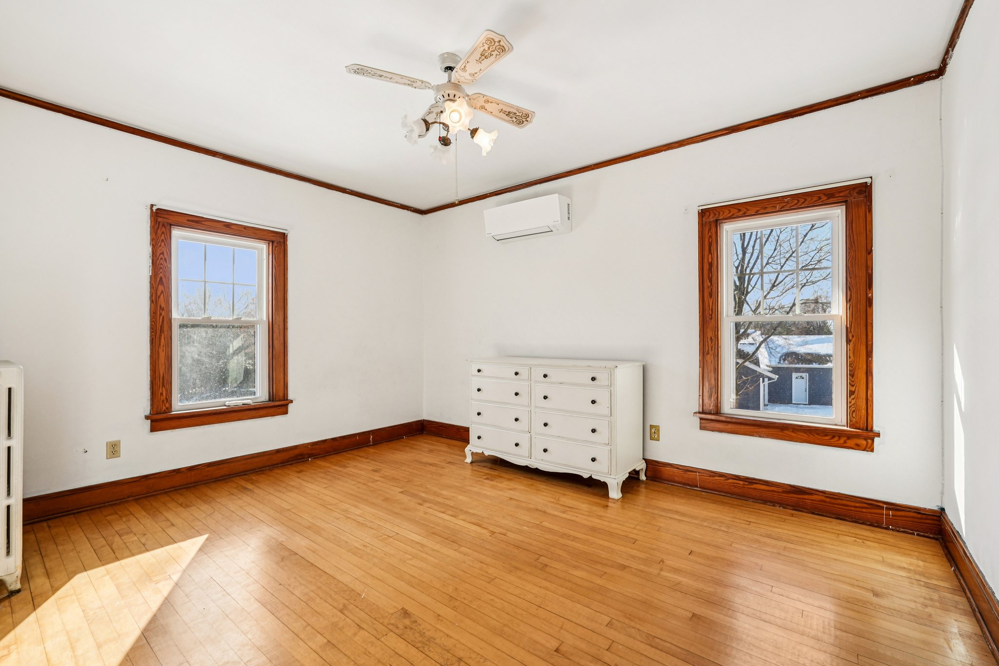 S73W14573 Woods Rd-S2001-018.jpg