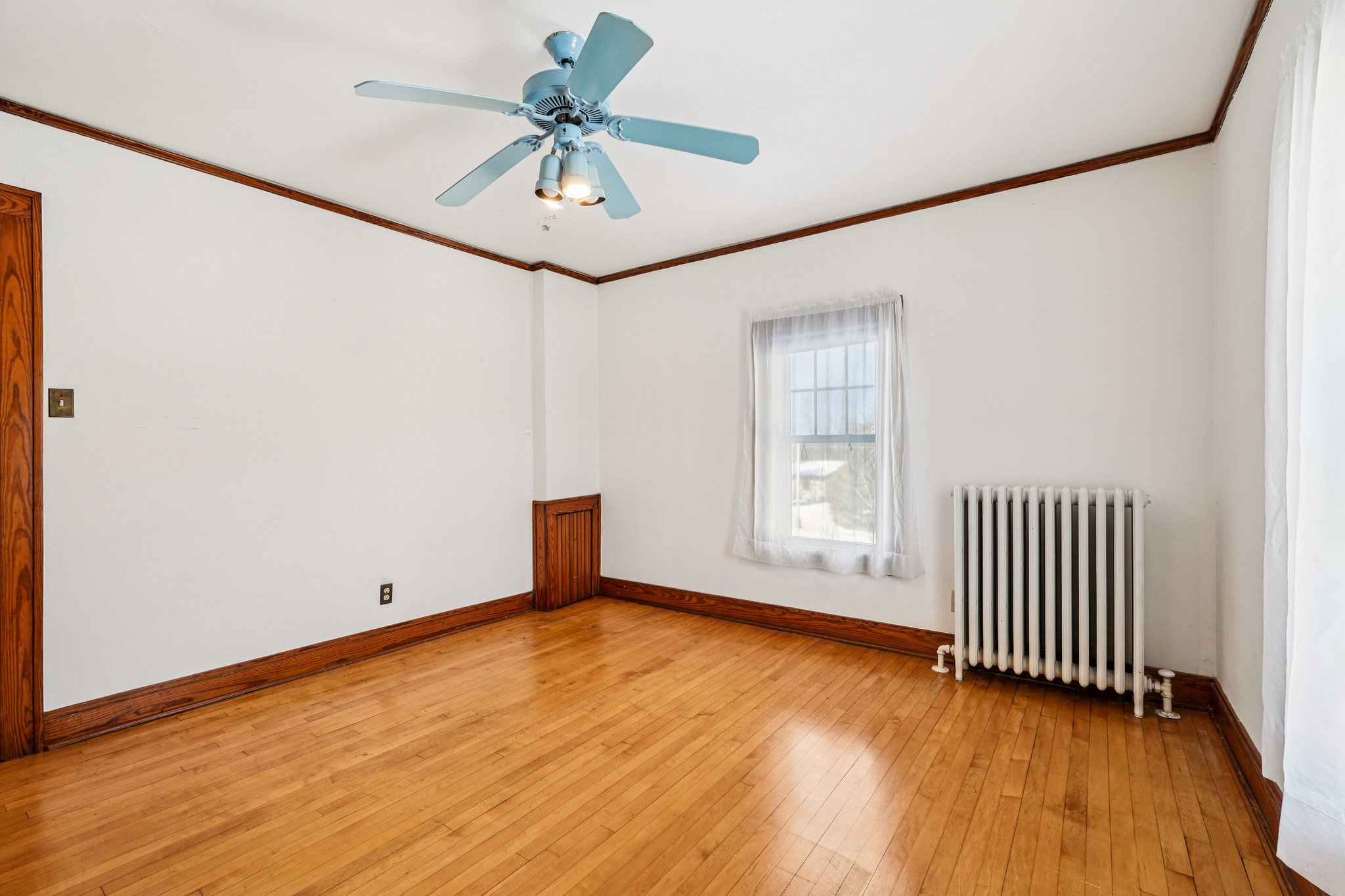 S73W14573 Woods Rd-S2001-027.jpg