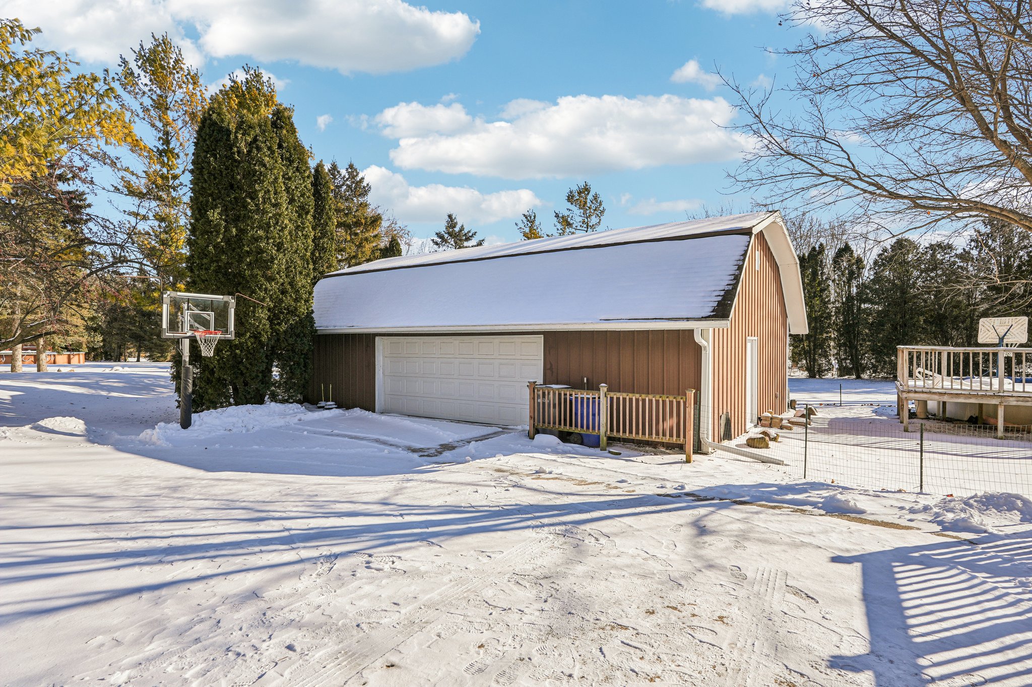 S73W14573 Woods Rd-S2001-045.jpg