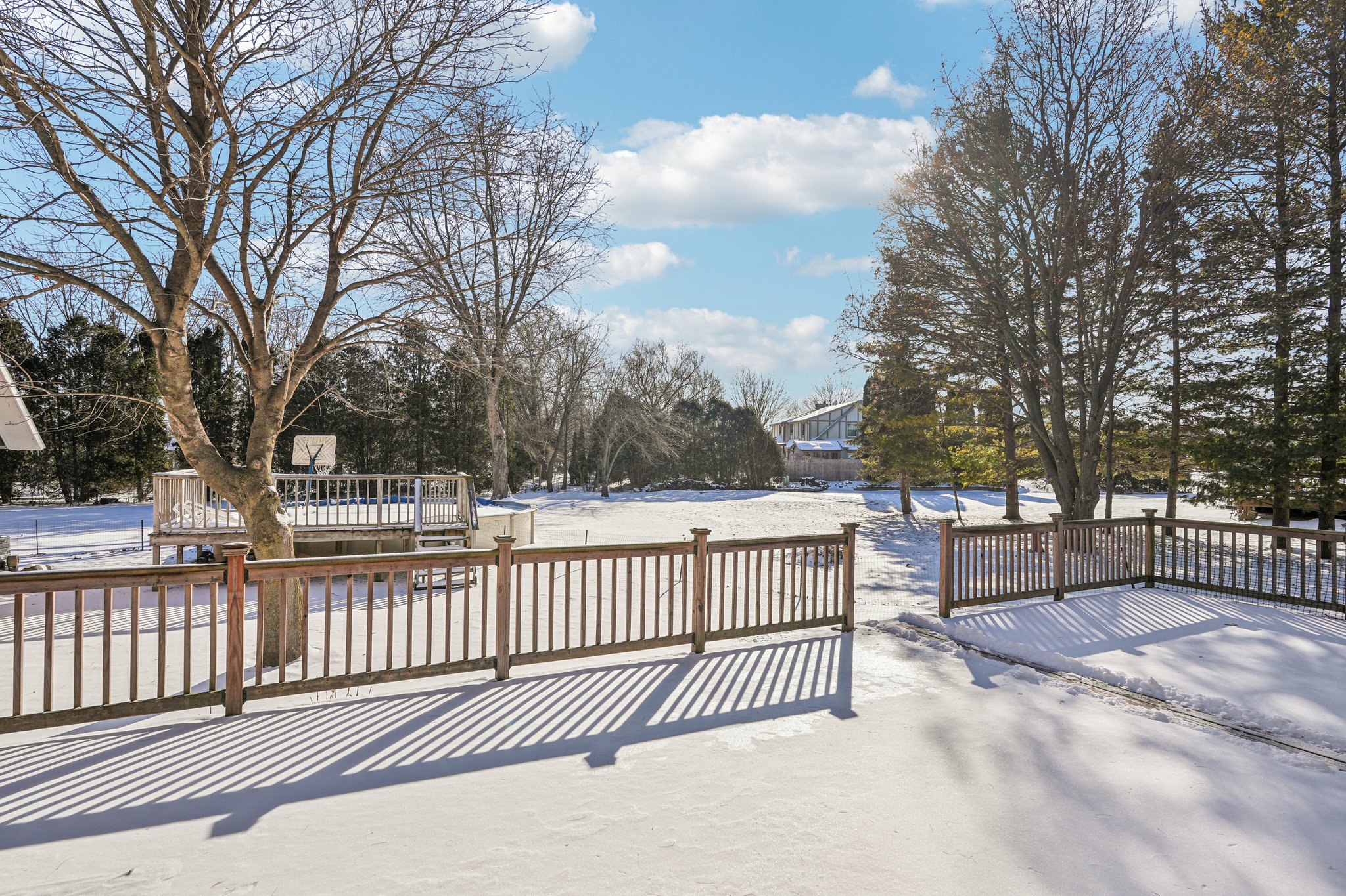 S73W14573 Woods Rd-S2001-047.jpg