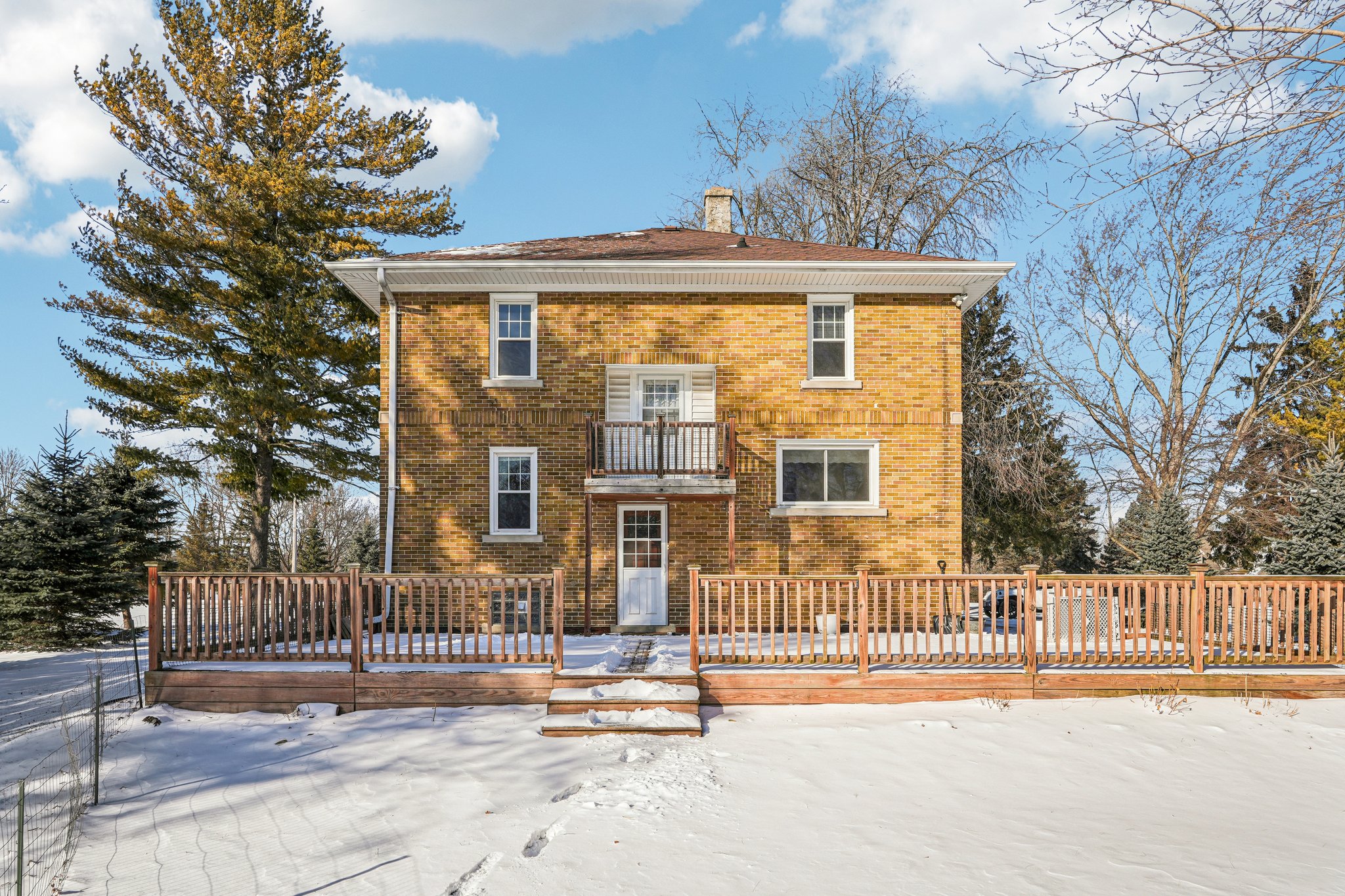 S73W14573 Woods Rd-S2001-048.jpg