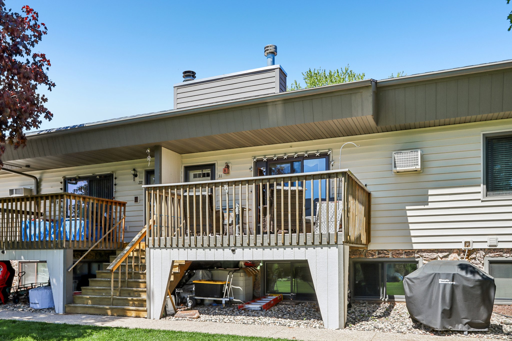 S8170 Kassner Rd 31-S1205-005.jpg