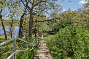 S8170 Kassner Rd 31-1205-907.jpg