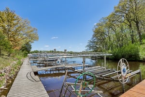 S8170 Kassner Rd 31-1205-908.jpg