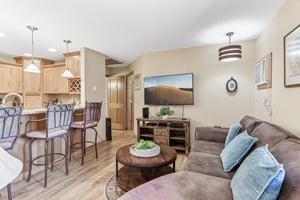 S8170 Kassner Rd 31-S1205-014.jpg