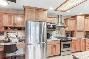 S8170 Kassner Rd 31-S1205-021.jpg