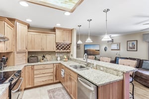 S8170 Kassner Rd 31-S1205-024.jpg
