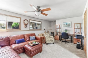 S8170 Kassner Rd 31-S1205-037.jpg