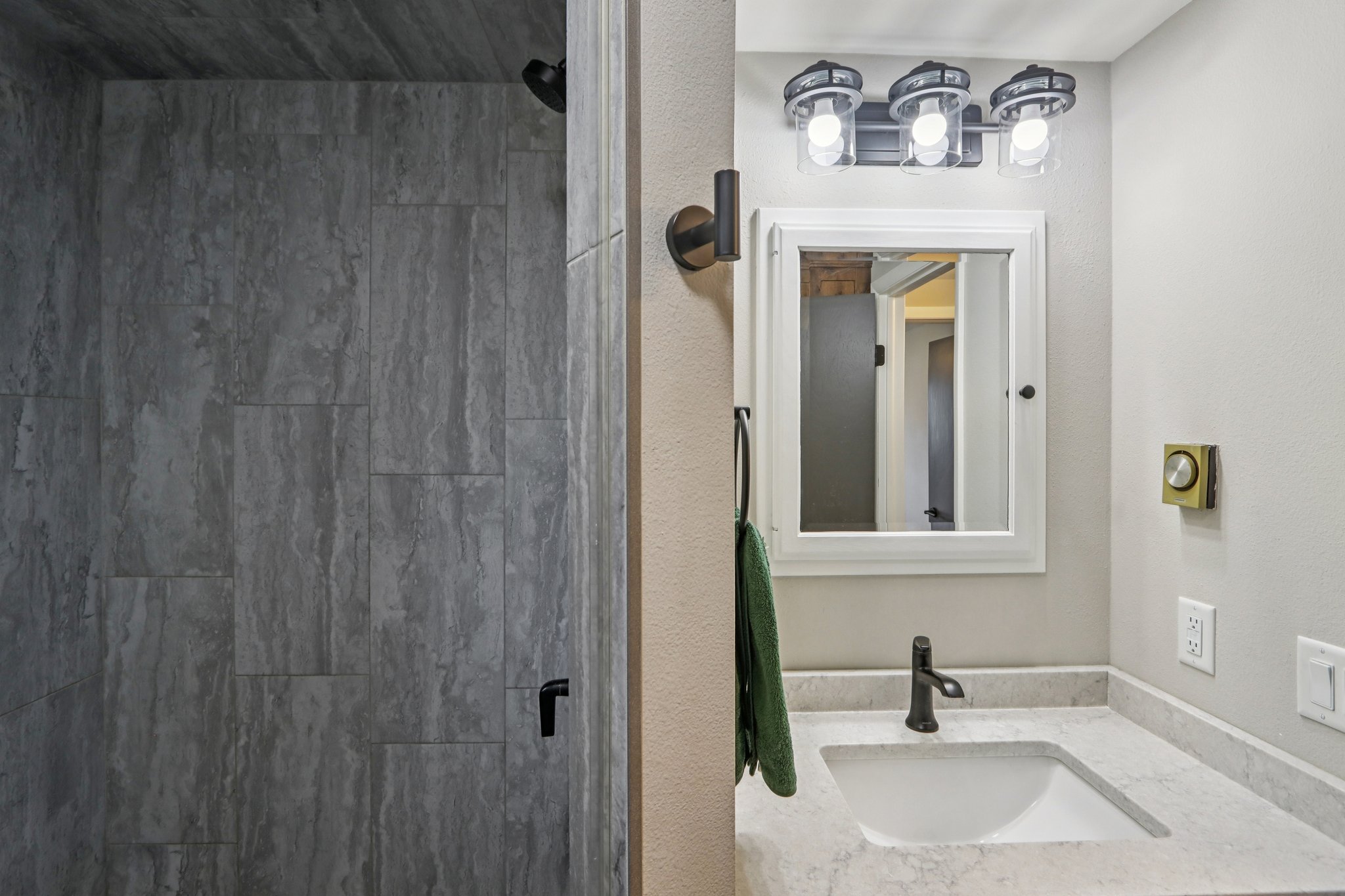 S9061 Meadowdale Rd-S1303-028.jpg