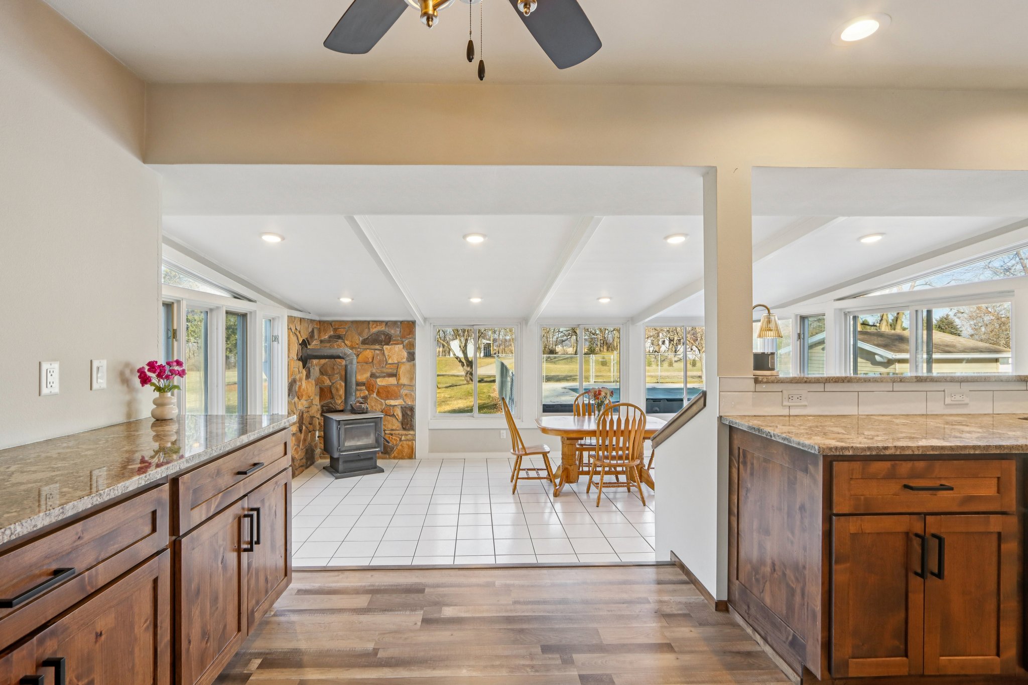 S9061 Meadowdale Rd-S1303-029.jpg