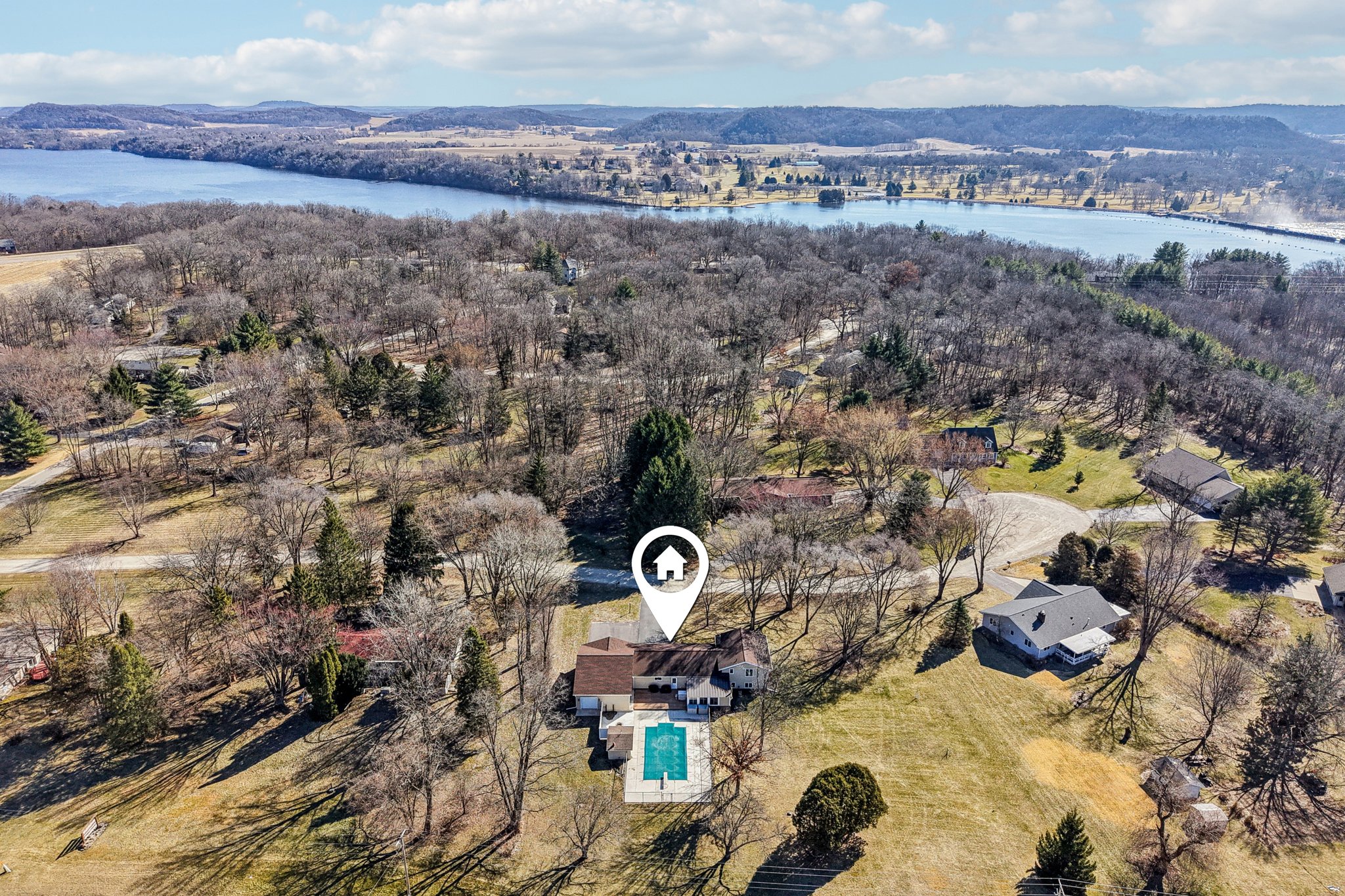 S9061 Meadowdale Rd-S1303-062.jpg