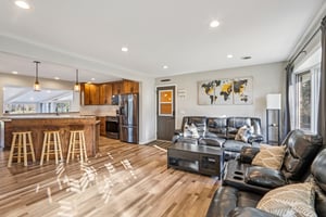 S9061 Meadowdale Rd-S1303-004.jpg
