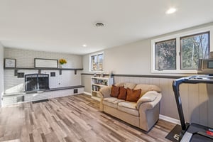 S9061 Meadowdale Rd-S1303-021.jpg