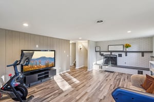 S9061 Meadowdale Rd-S1303-022.jpg