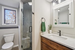 S9061 Meadowdale Rd-S1303-027.jpg