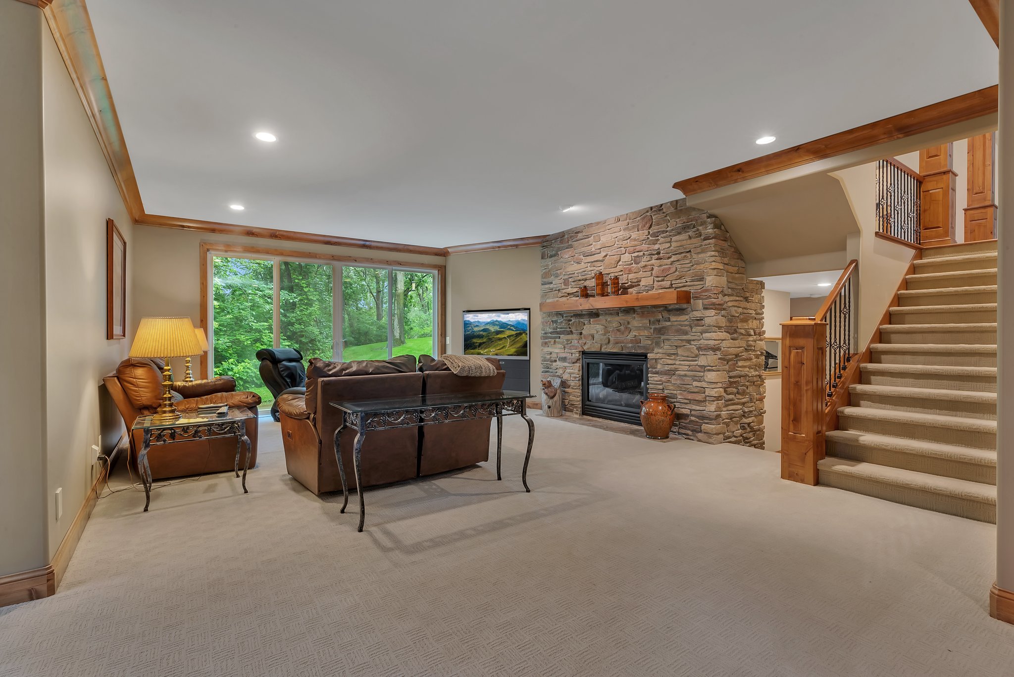  Photo 36
