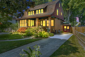  Photo 0
