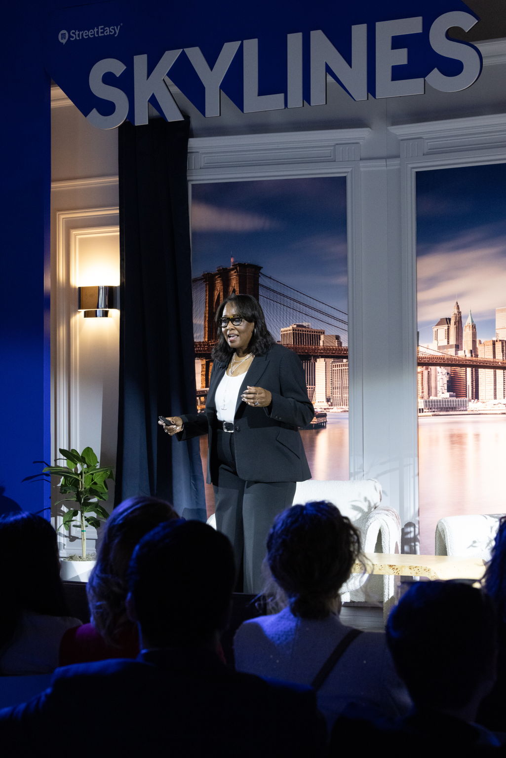  Photo 347