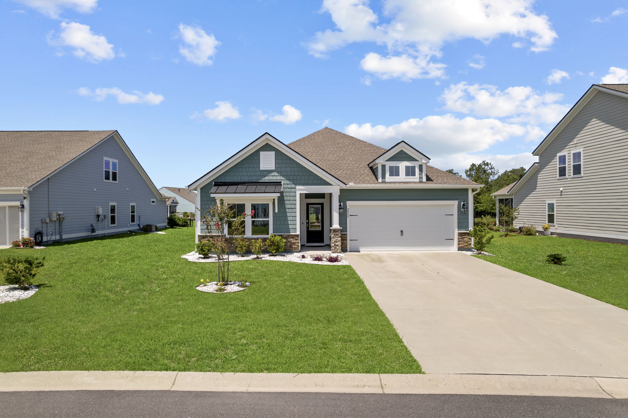 Suwanee Ct, South Carolina 29588, USA