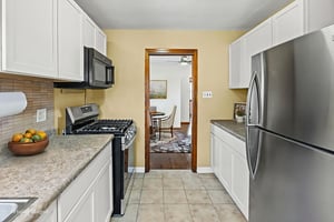 Harris_018 virtually staged.jpeg