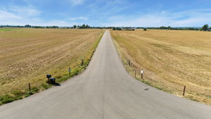 Photo 0