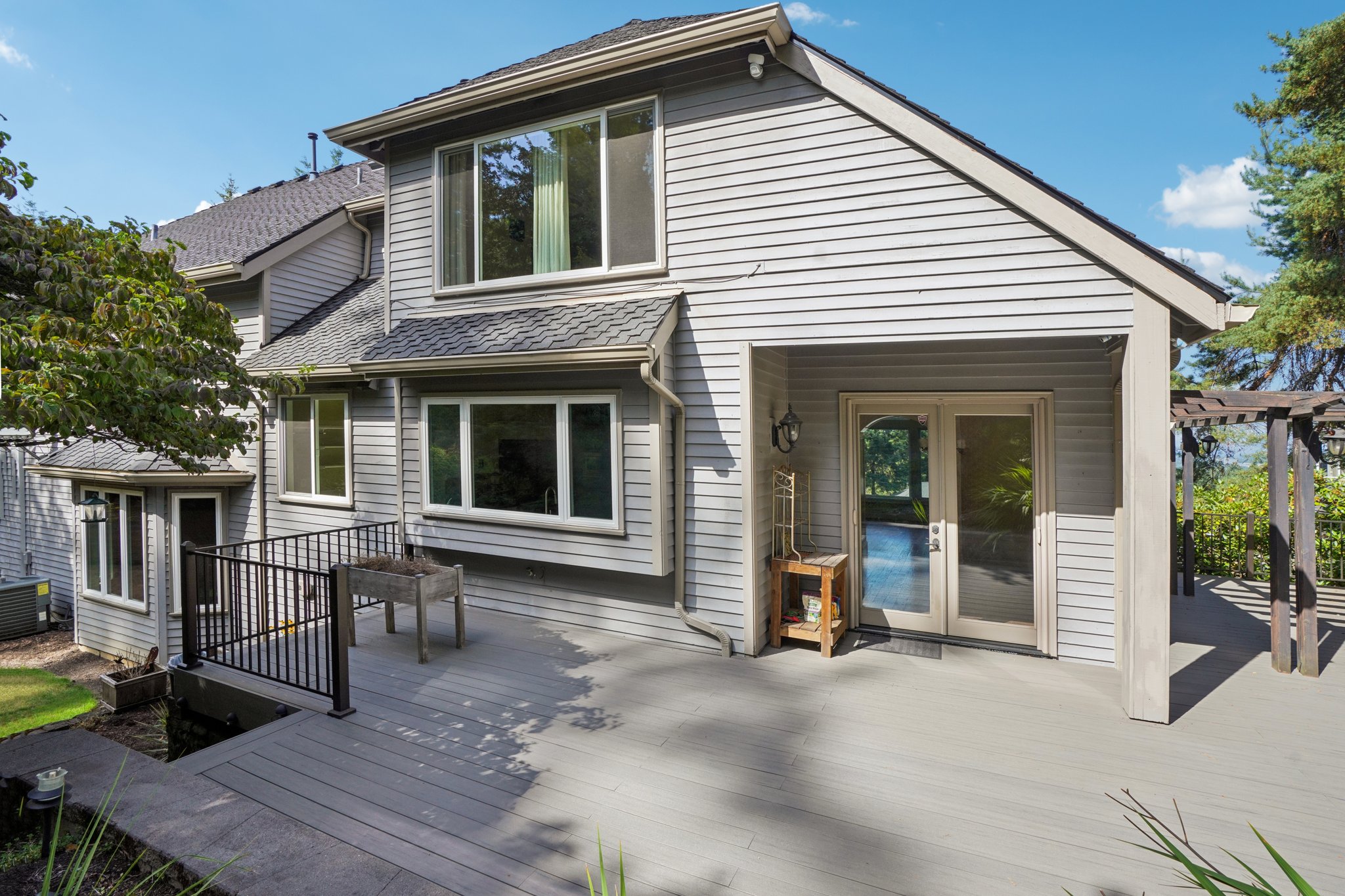 Tyndall Ct-S0608-065.jpg