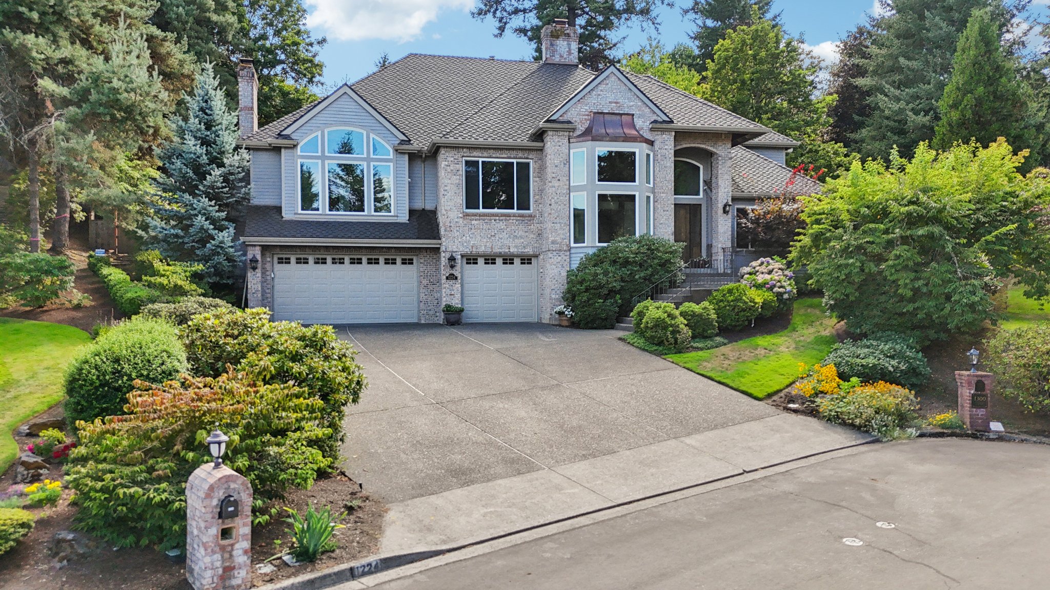 Tyndall Ct-S0608-070.jpg