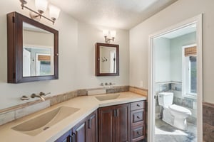 Tyndall Ct-S0608-050.jpg