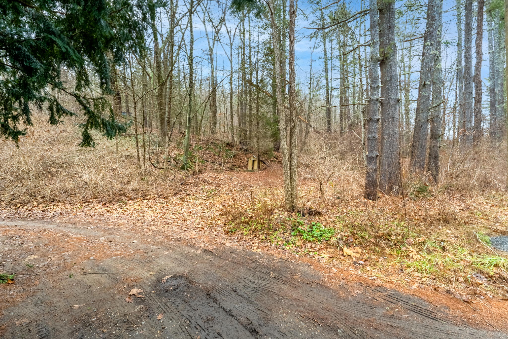 US-7, Sharon, CT, USA Photo 7