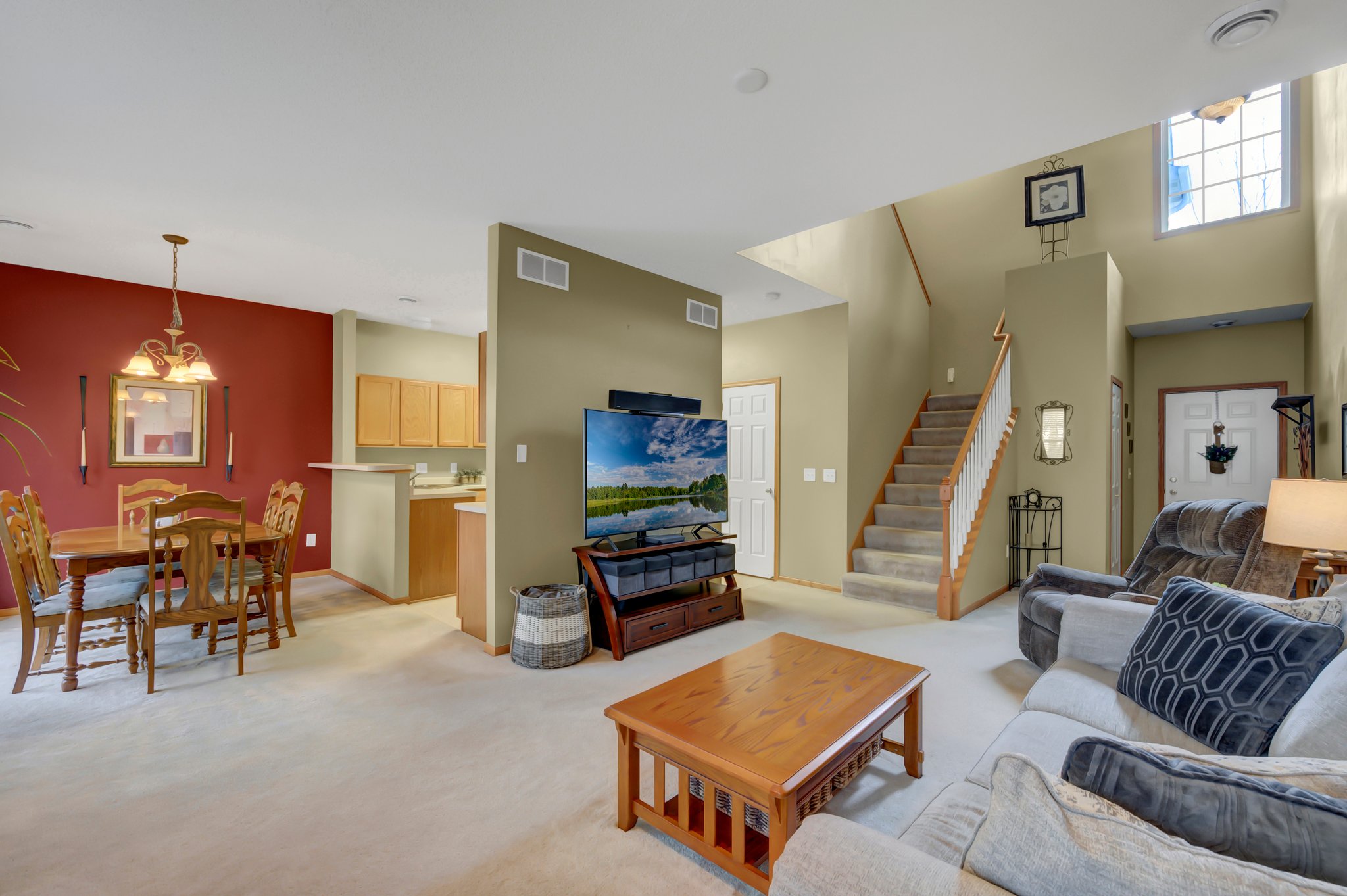 910 Village Pkwy, Circle Pines, MN 55014, US Photo 8