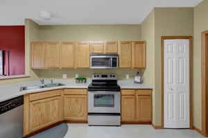 910 Village Pkwy, Circle Pines, MN 55014, US Photo 15